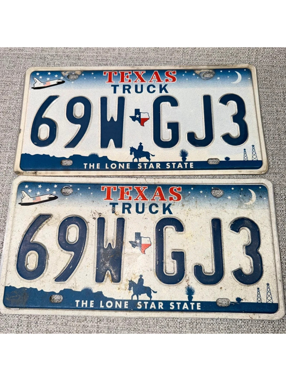Texas Space Shuttle Truck License Plate Pair 69W GJ3 Lone Star NASA Style Decor